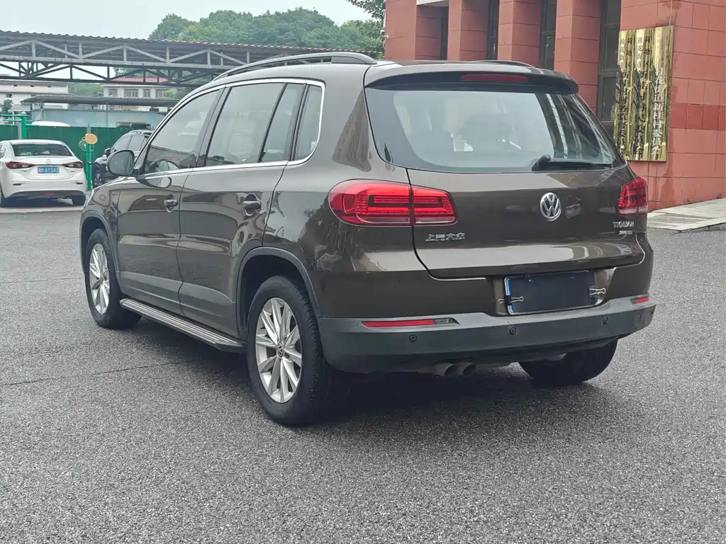 Volkswagen Tiguan — миниатюра 9