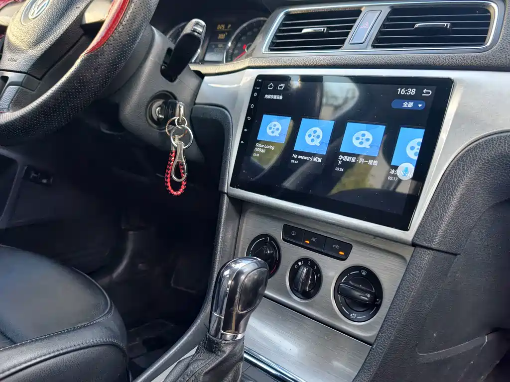 Volkswagen Lavida — миниатюра 17