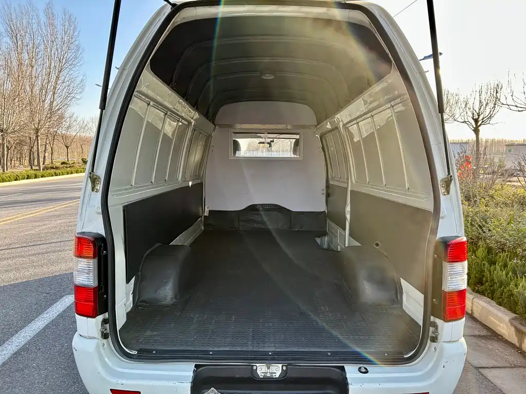 GOLDEN DRAGON SEA LION