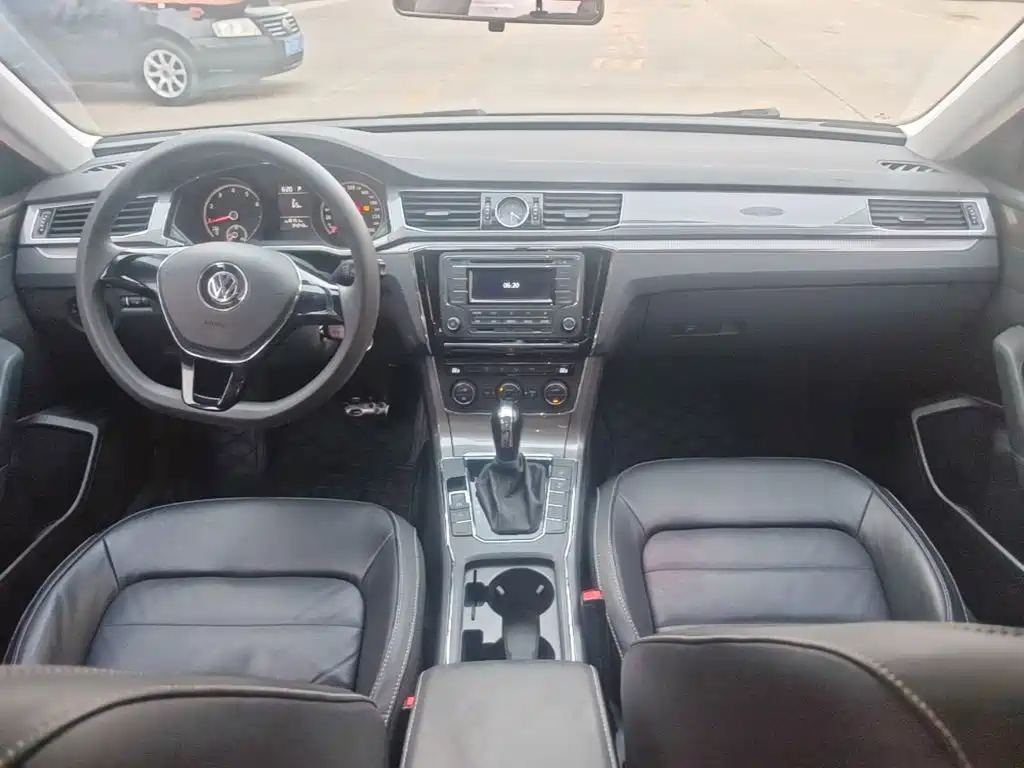 Volkswagen Passat — миниатюра 10