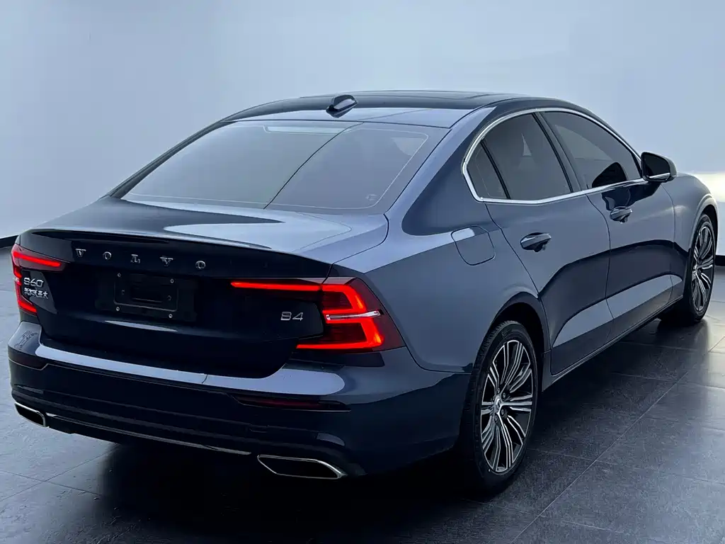 Volvo S60 — миниатюра 9