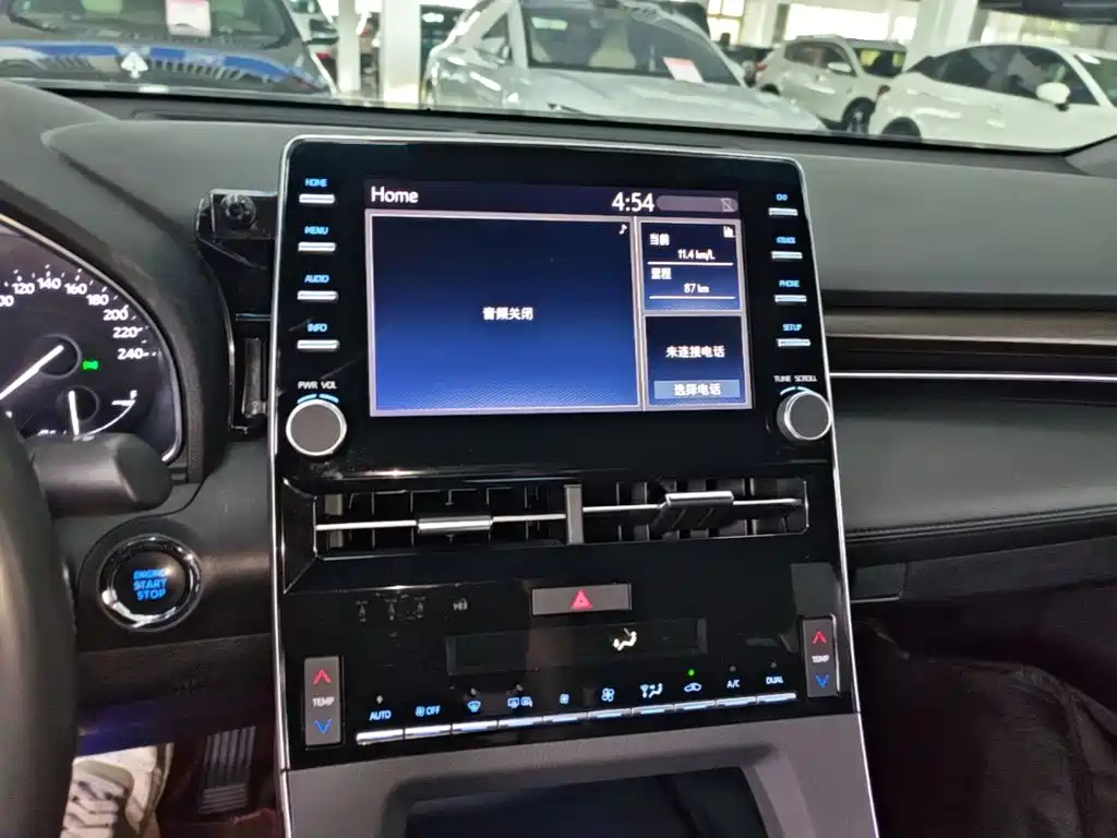 Toyota Avalon — миниатюра 13