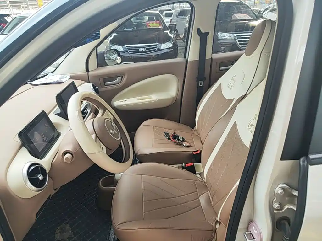 Wuling MINIEV — миниатюра 15