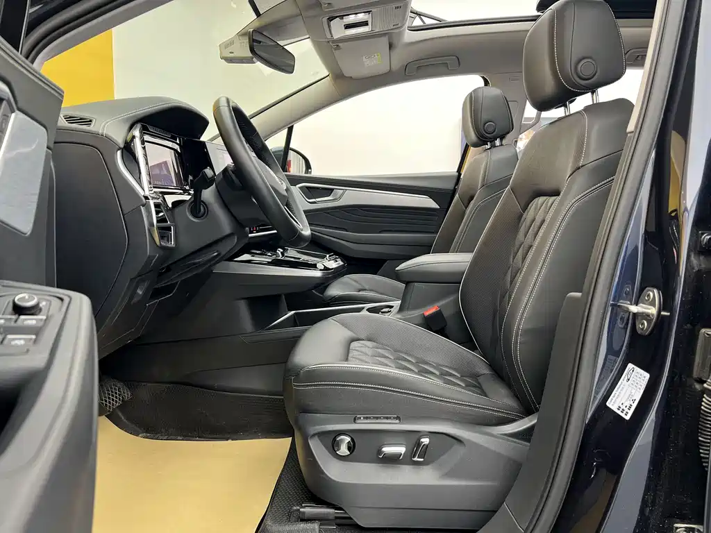 Volkswagen Viloran 2022 380TSI Flagship 6 мест