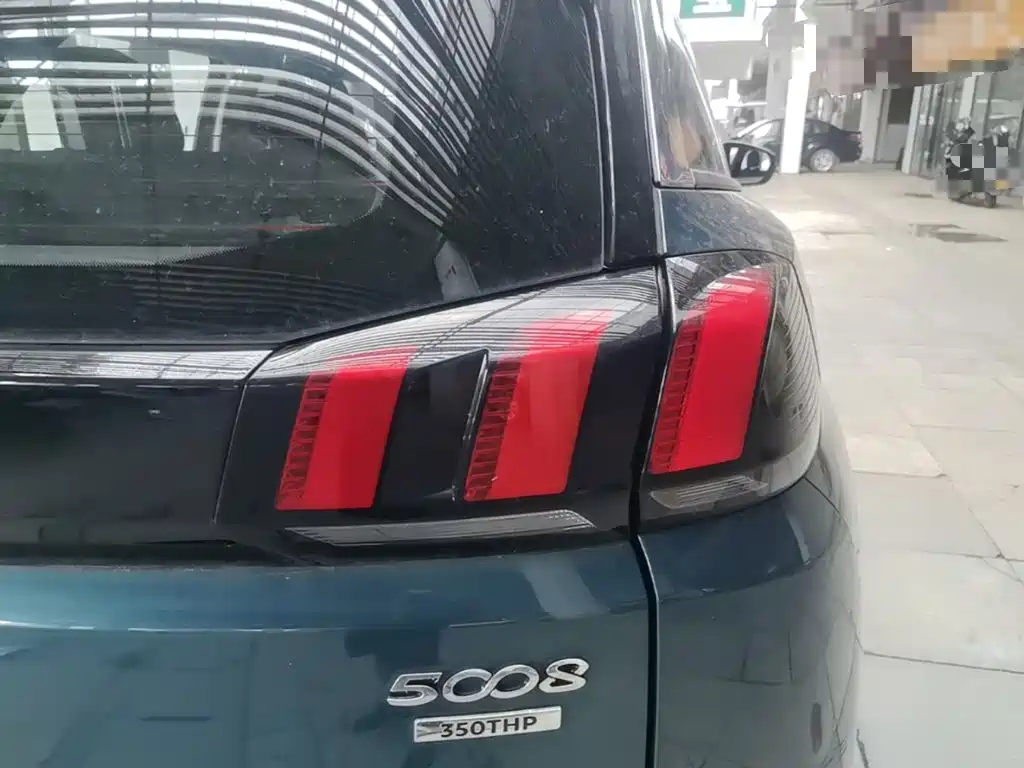 Peugeot 5008 — миниатюра 8