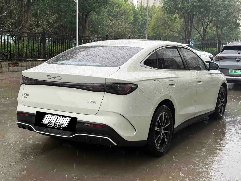 BYD Seal 06 — миниатюра 2
