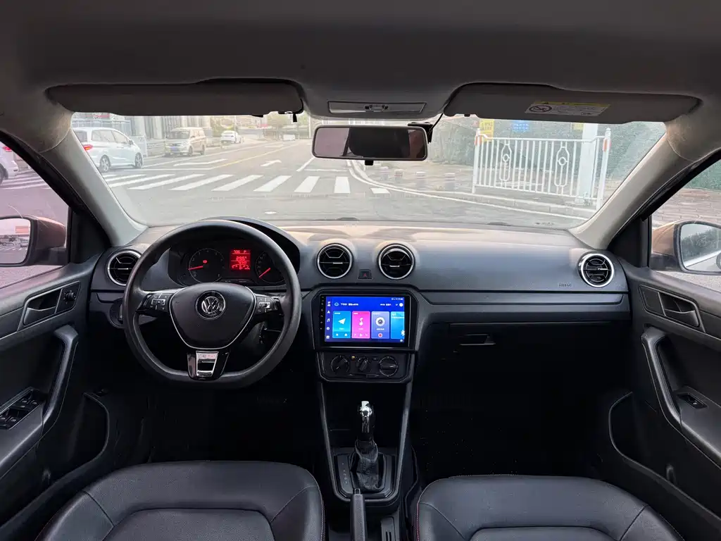 Volkswagen Jetta — миниатюра 5