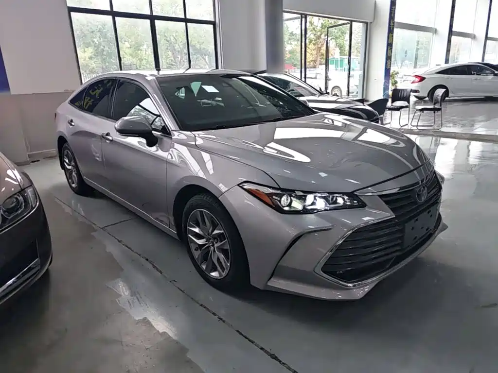 Toyota Avalon — миниатюра 4