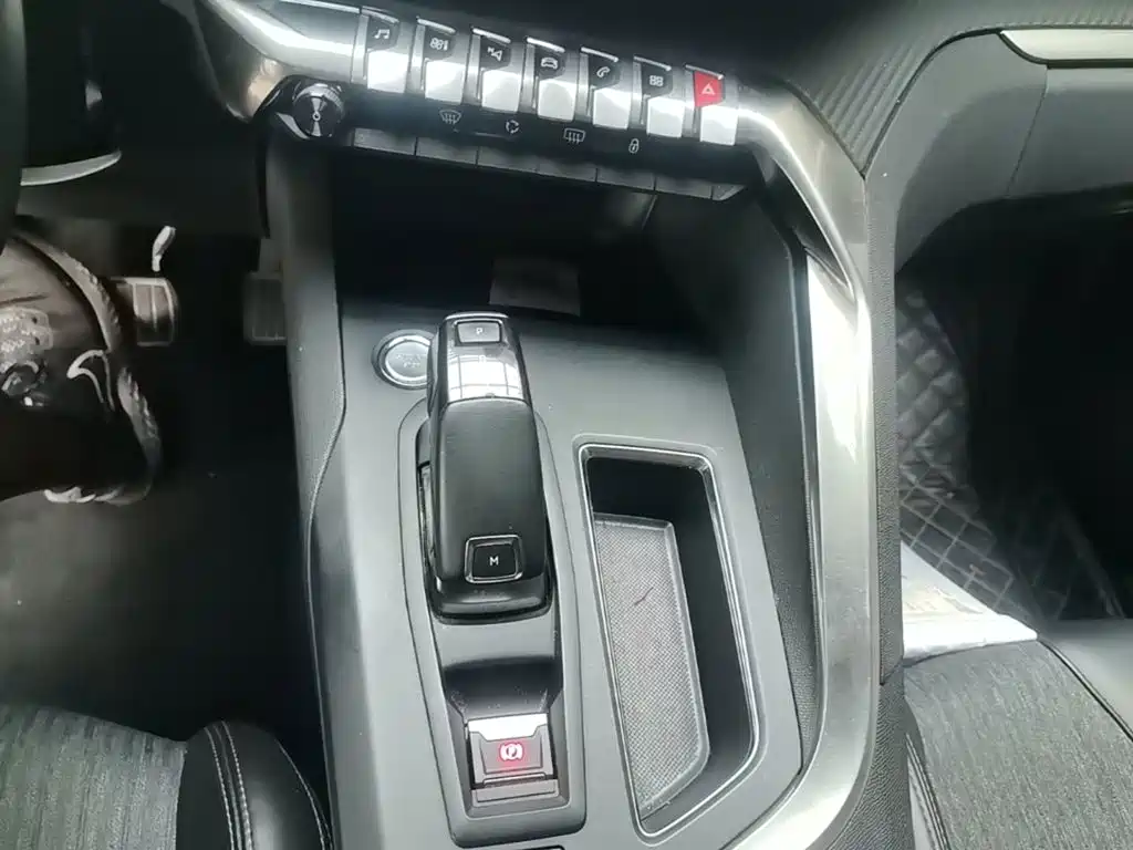 Peugeot 5008 — миниатюра 14