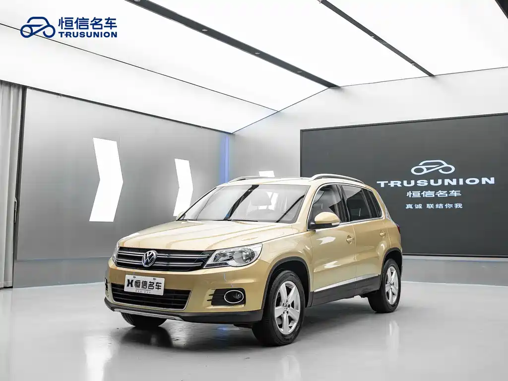 Volkswagen Tiguan 2012 2.0TSI AT