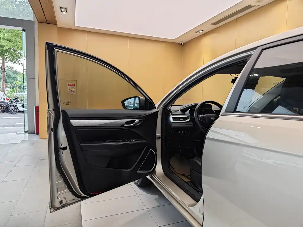 Geely Emgrand 2020 1.5L MT