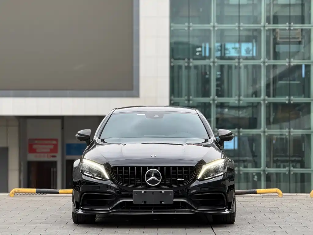 MERCEDES-BENZ C CLASS AMG