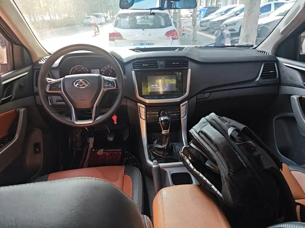 Maxus T70 — миниатюра 10