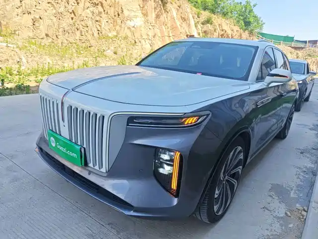 2023 Hongqi E-HS9