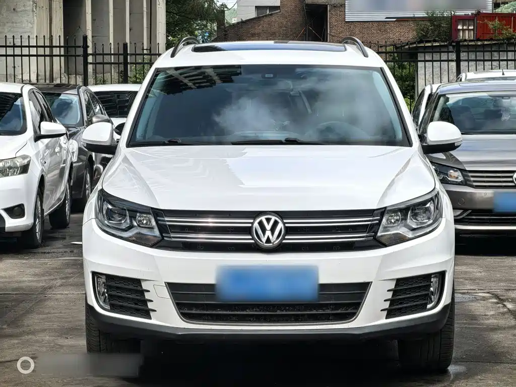 Volkswagen Tiguan 2015 1.8TSI AT Comfort
