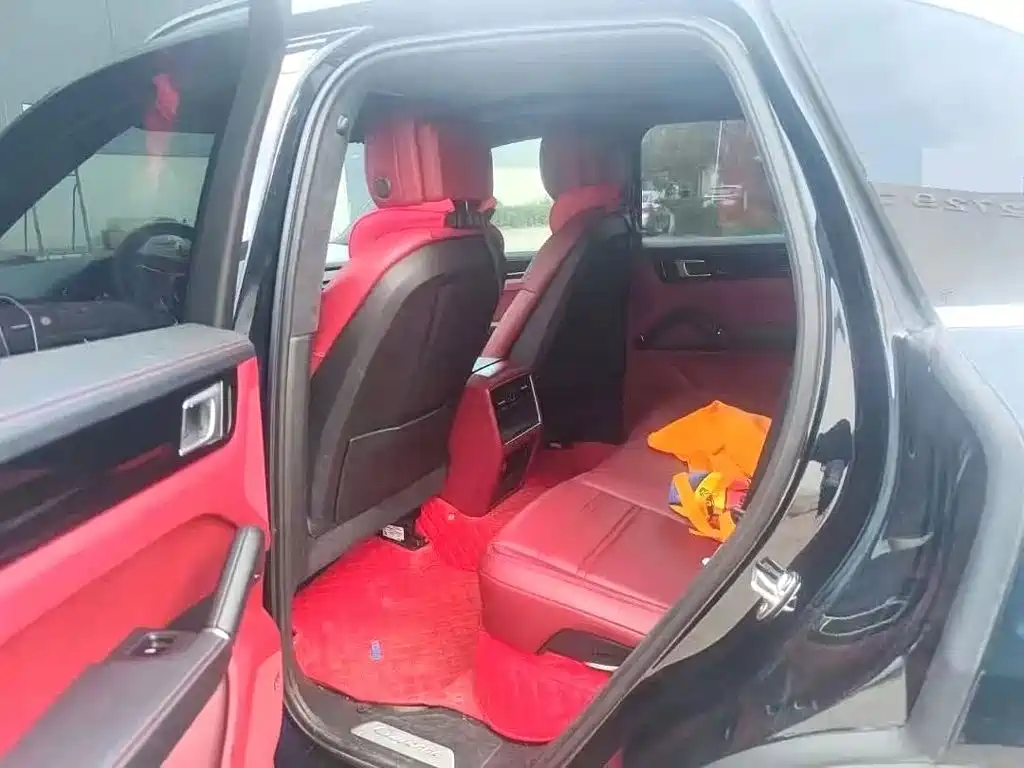Porsche Cayenne Hybrid — миниатюра 6