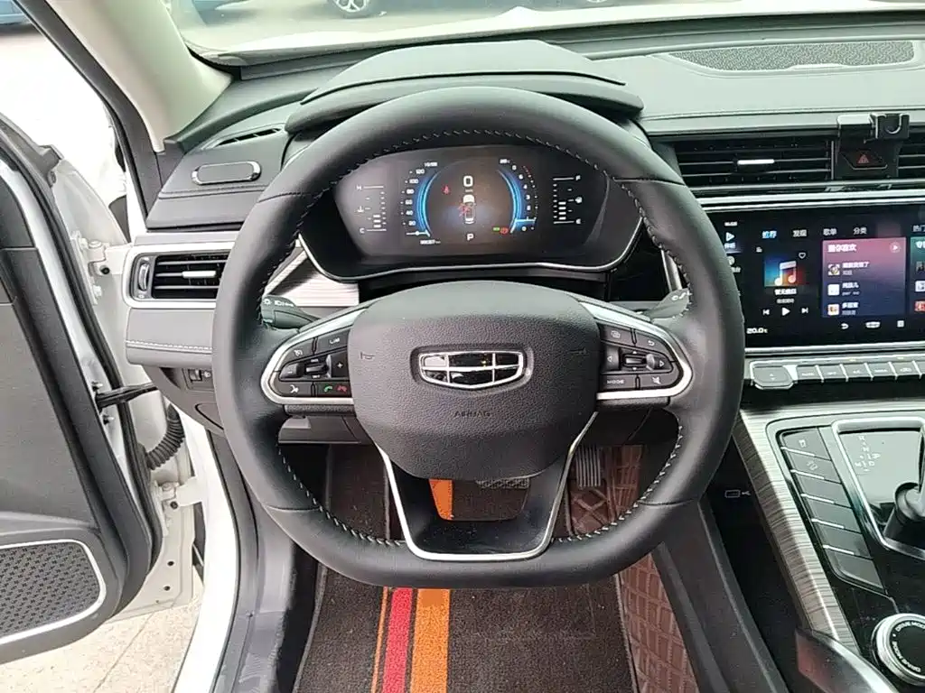 Geely Boyue — миниатюра 11