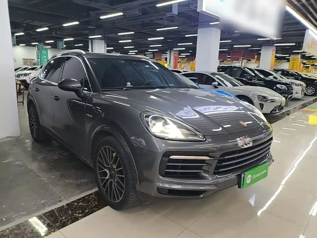 Porsche Cayenne Hybrid — миниатюра 4