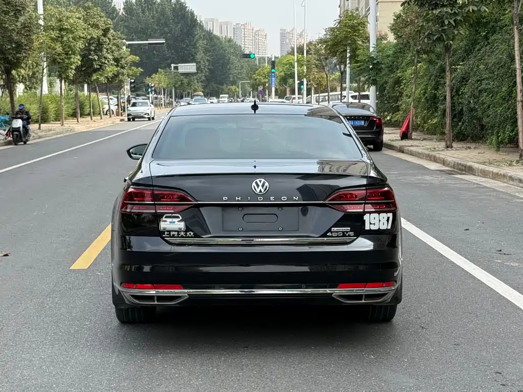 Volkswagen Phideon — миниатюра 8