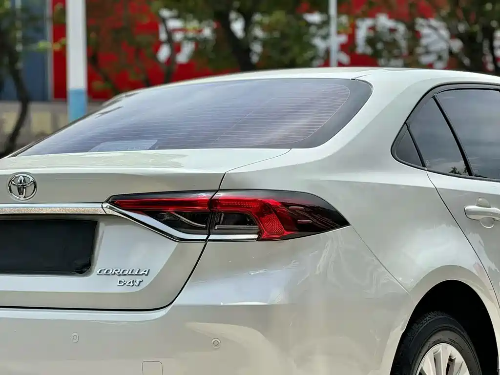 Toyota Corolla — миниатюра 8