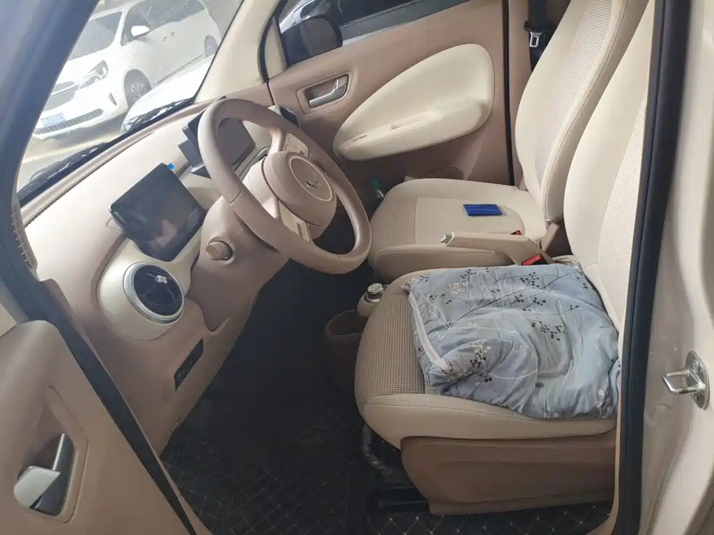 Wuling MINIEV — миниатюра 16