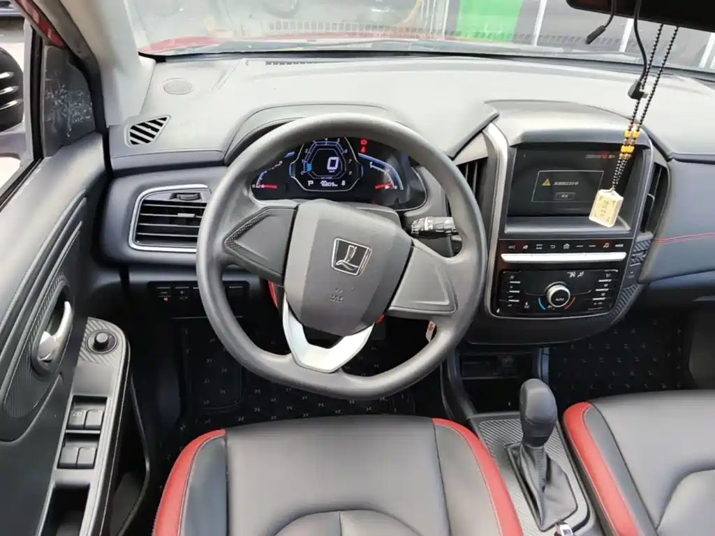 Luxgen U5 SUV — миниатюра 11
