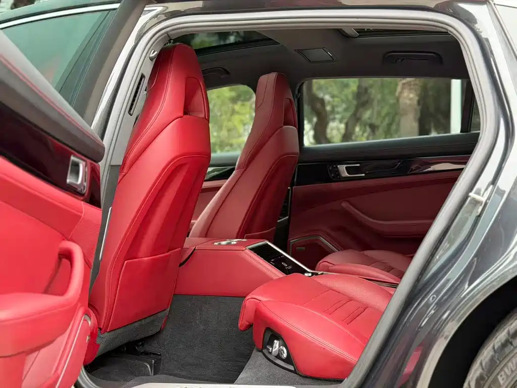 Porsche Panamera — миниатюра 4