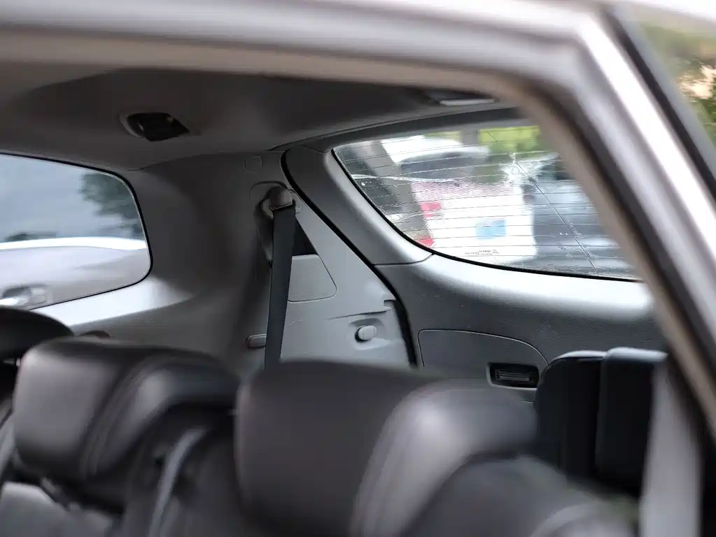 Subaru Tribeca — миниатюра 36