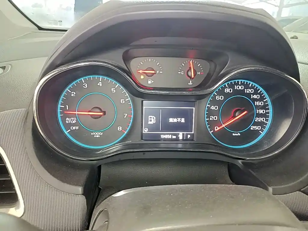 Chevrolet Cruze — миниатюра 12