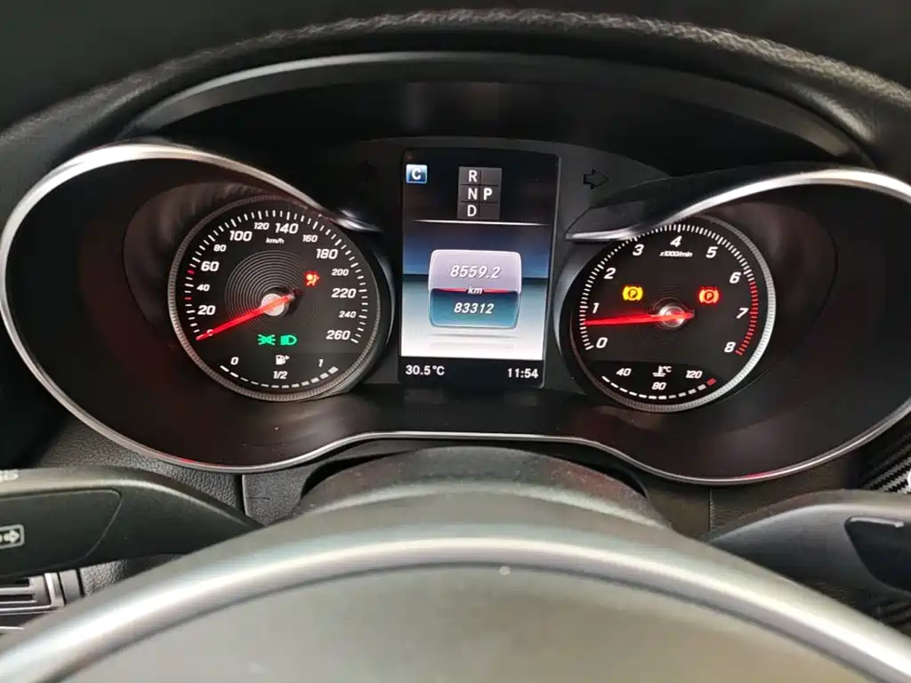Mercedes-Benz C-Class — миниатюра 12