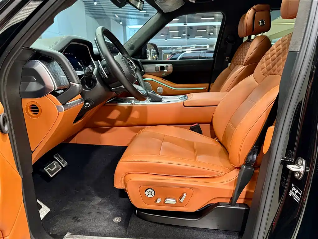 TANK TANK 700 NEW ENERGY