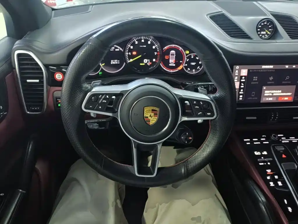Porsche Cayenne Hybrid — миниатюра 11