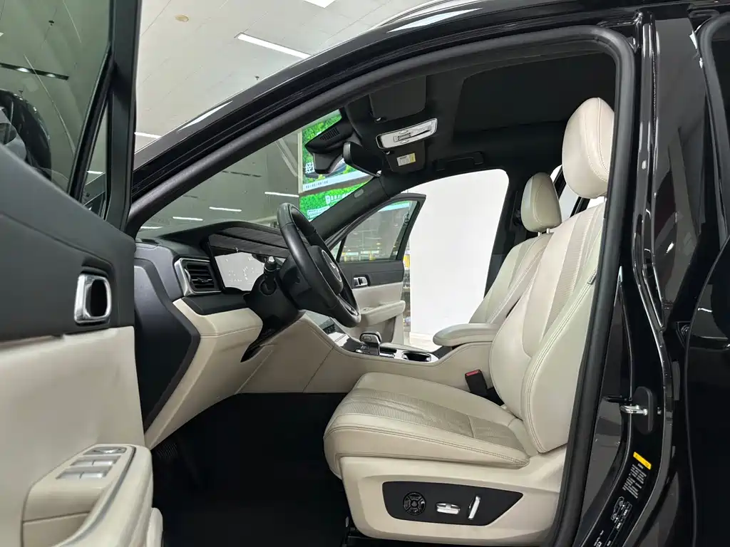 Li Auto Li ONE — миниатюра 12