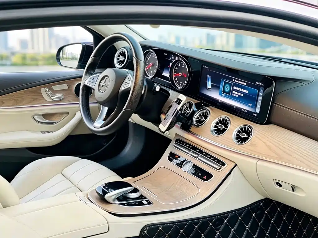 Mercedes-Benz E-Class (Import) — миниатюра 8