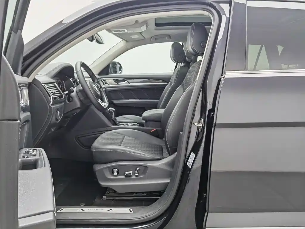 Volkswagen Teramont — миниатюра 10