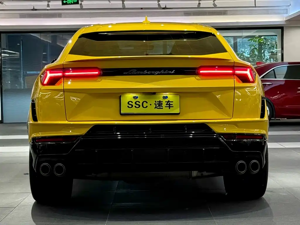 Lamborghini Urus — миниатюра 5
