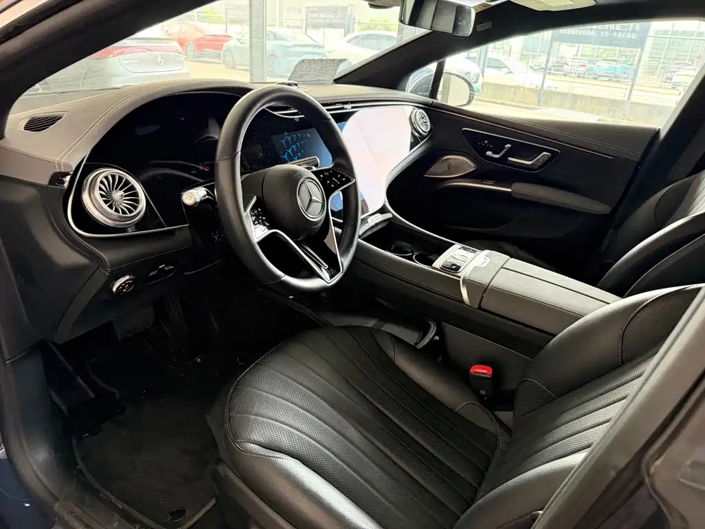 Mercedes-Benz EQS — миниатюра 4