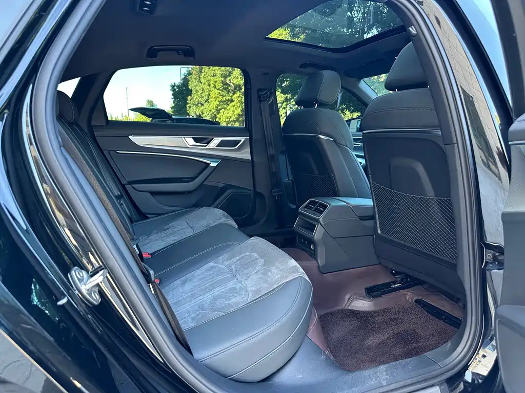 Audi A6L — миниатюра 5
