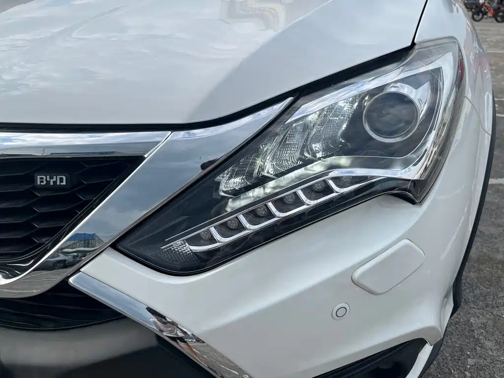 BYD Tang New Energy — миниатюра 5