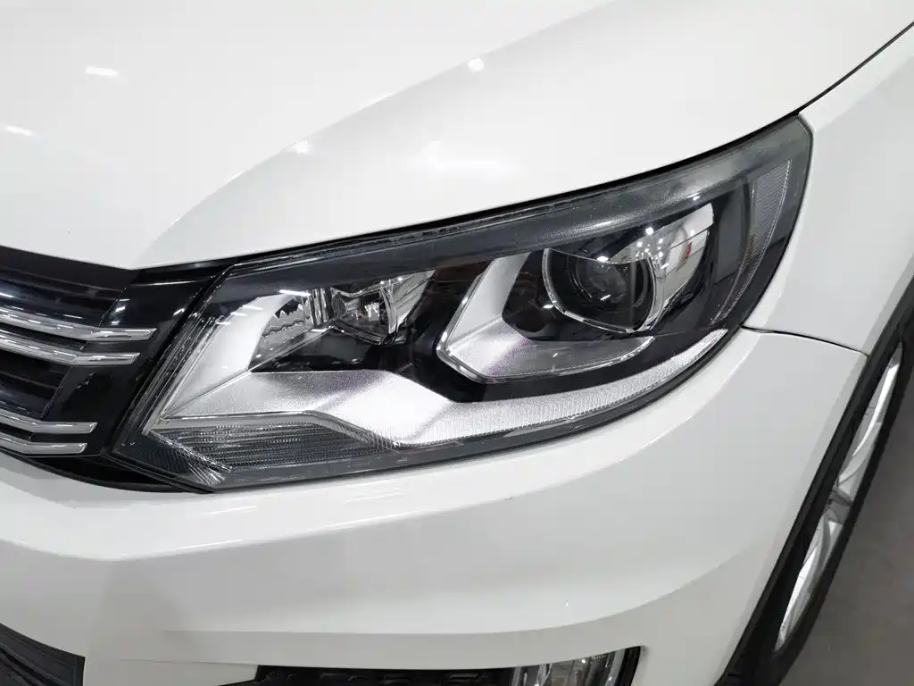 Volkswagen Tiguan — миниатюра 7