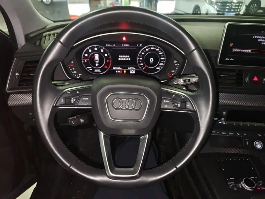 Audi Q5L — миниатюра 11