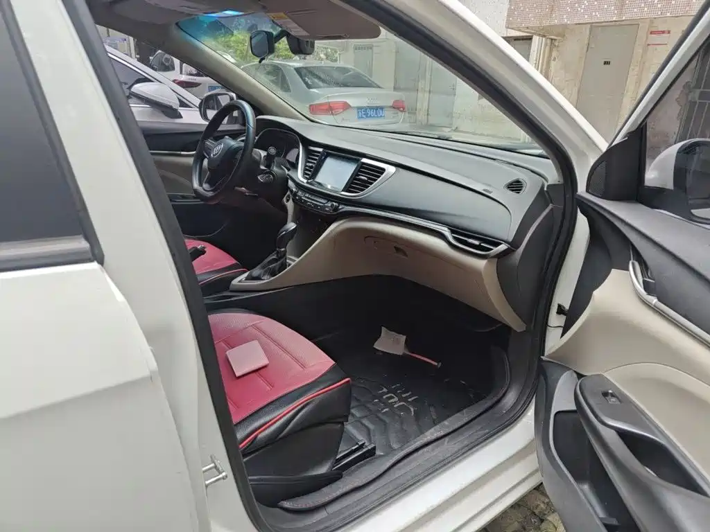 Buick Excelle — миниатюра 18