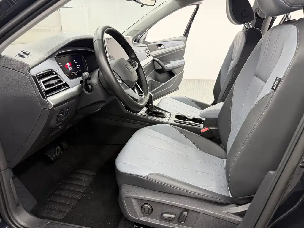 Volkswagen Lavida — миниатюра 7