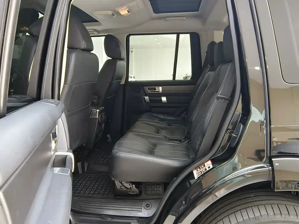 Land Rover Discovery — миниатюра 10