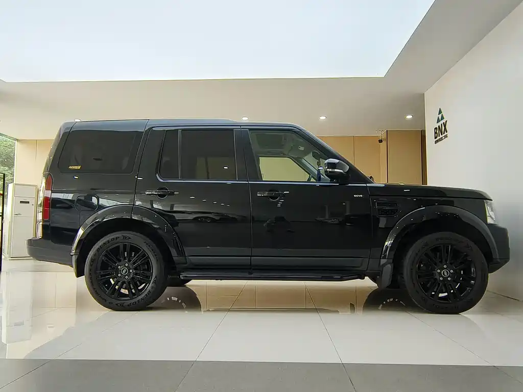 Land Rover Discovery — миниатюра 3