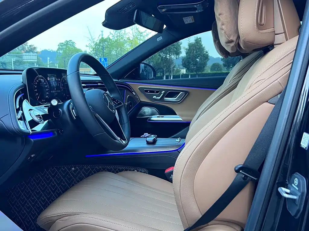 Mercedes-Benz E-Class — миниатюра 3