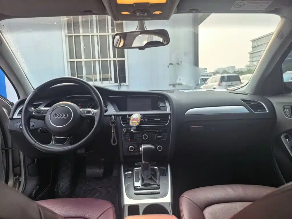 Audi A4L — миниатюра 10