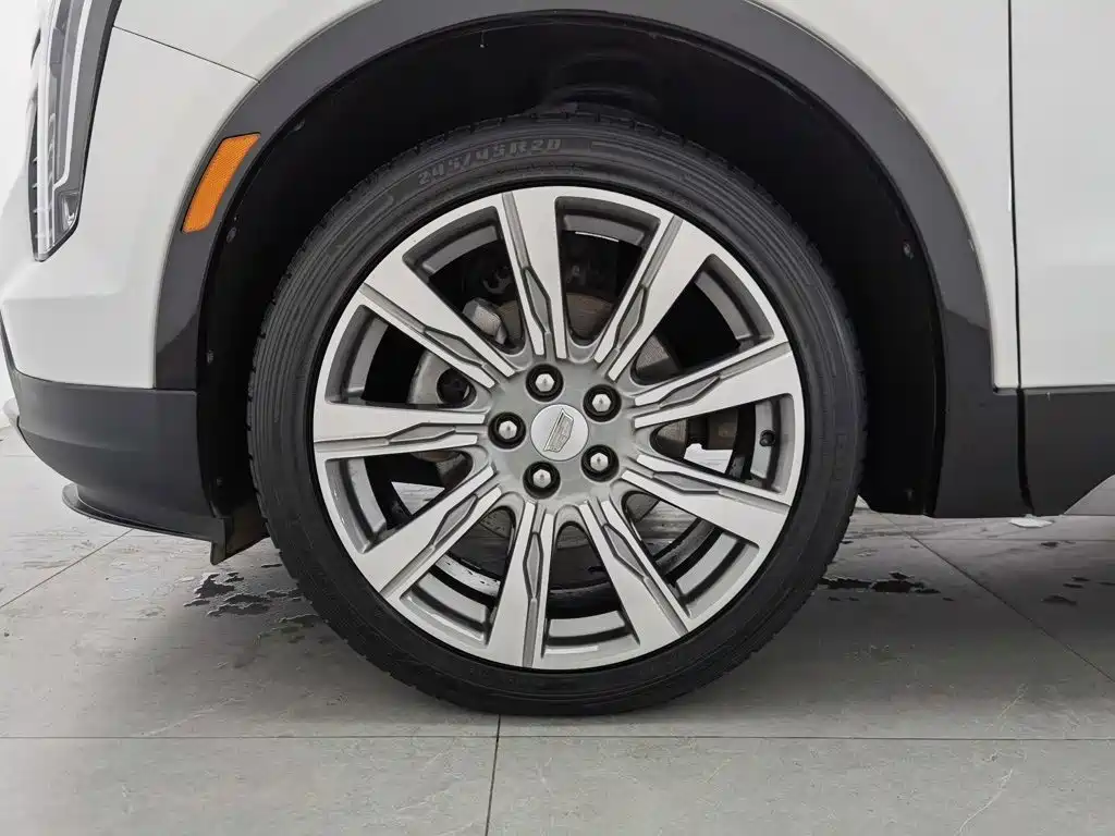 Cadillac XT4 — миниатюра 17