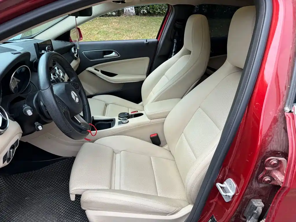 Mercedes-Benz GLA — миниатюра 8