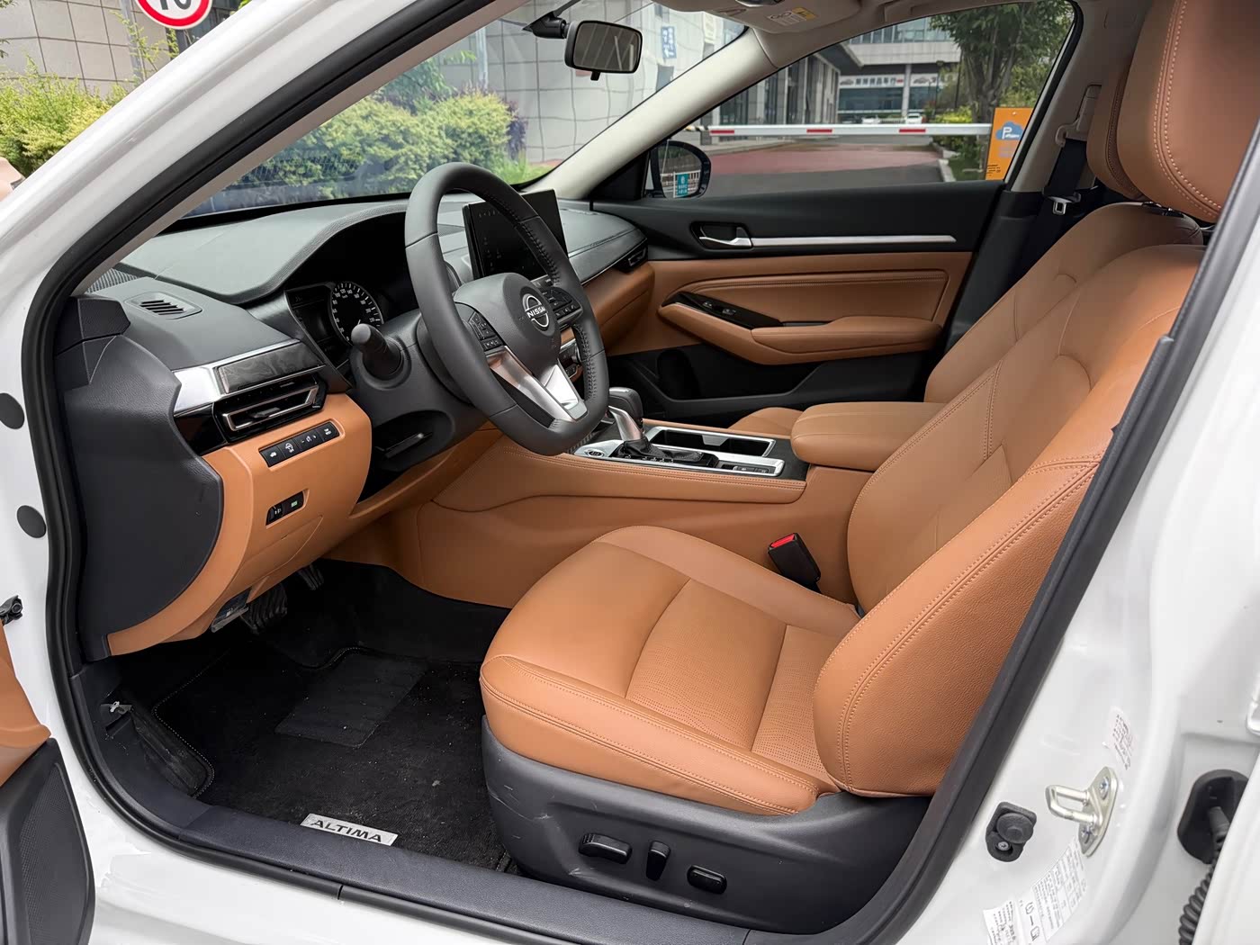 Audi A3 2.0 л 2025 г. Белый, пробег 10000 км